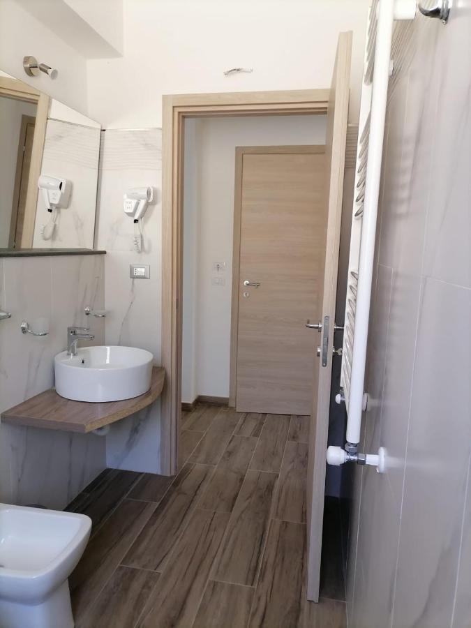 I Tre Cuori Bed & Breakfast ตาออร์มินา ภายนอก รูปภาพ