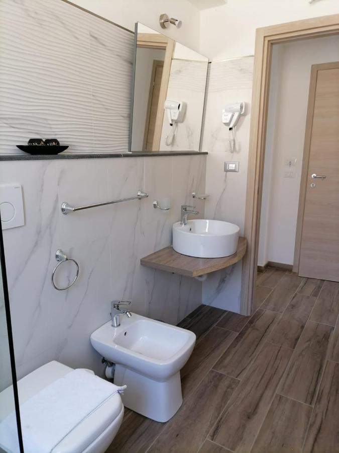 I Tre Cuori Bed & Breakfast ตาออร์มินา ภายนอก รูปภาพ
